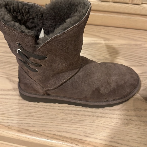 UGG boots - Picture 3 of 6